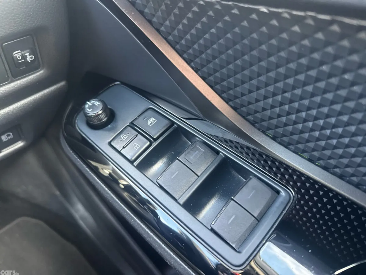 Toyota C-HR Hatchback, Petrol Hybrid, 2022, Grey