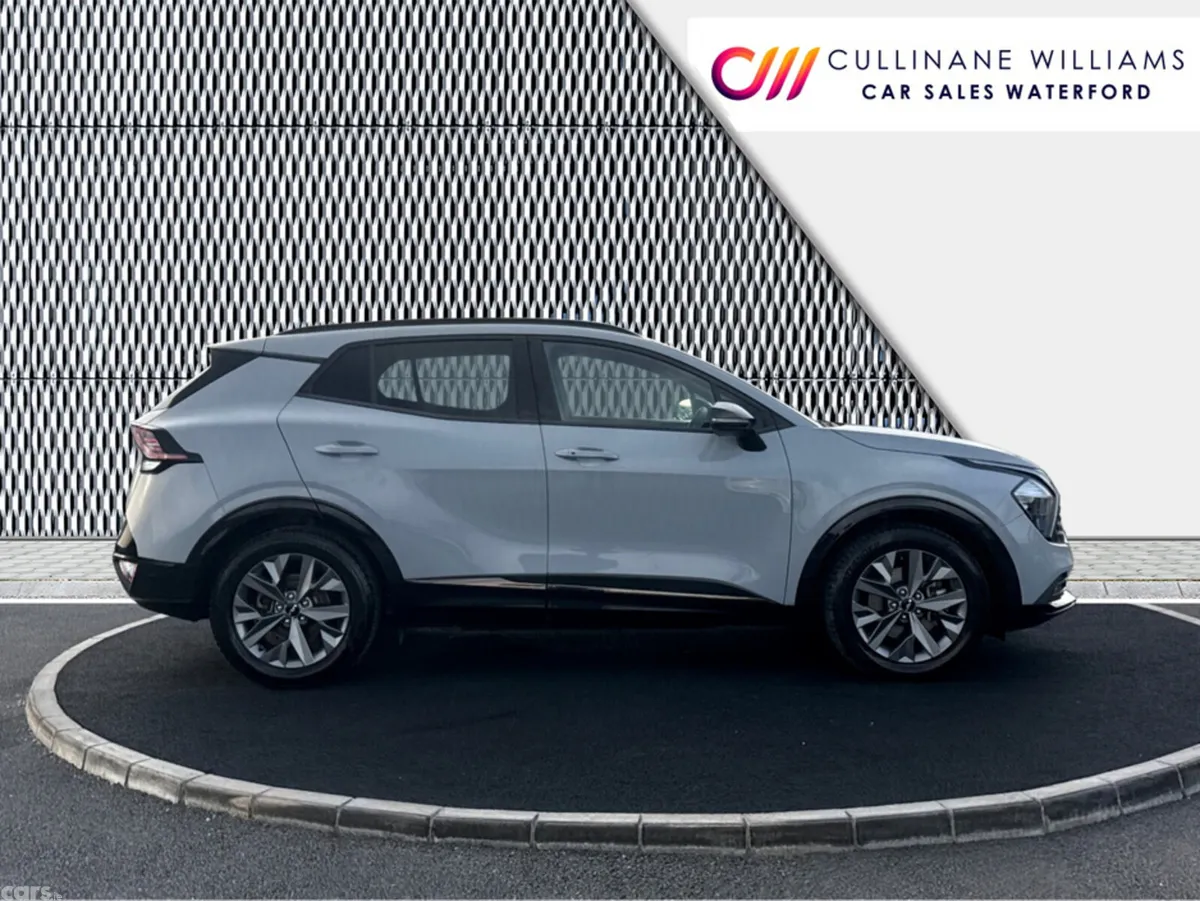 Kia Sportage SUV, Petrol Hybrid, 2024, Grey