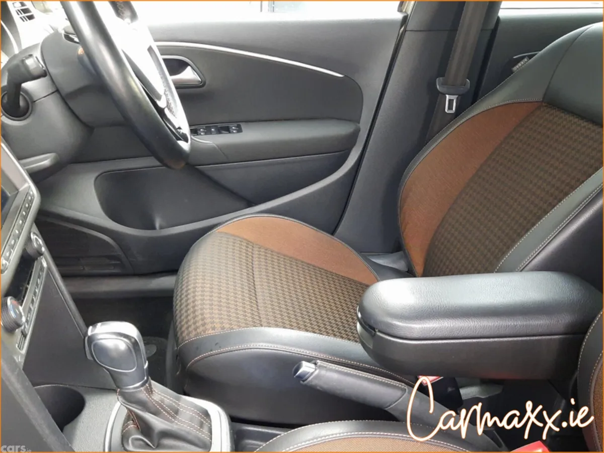 Volkswagen Polo Hatchback, Petrol, 2017, Beige