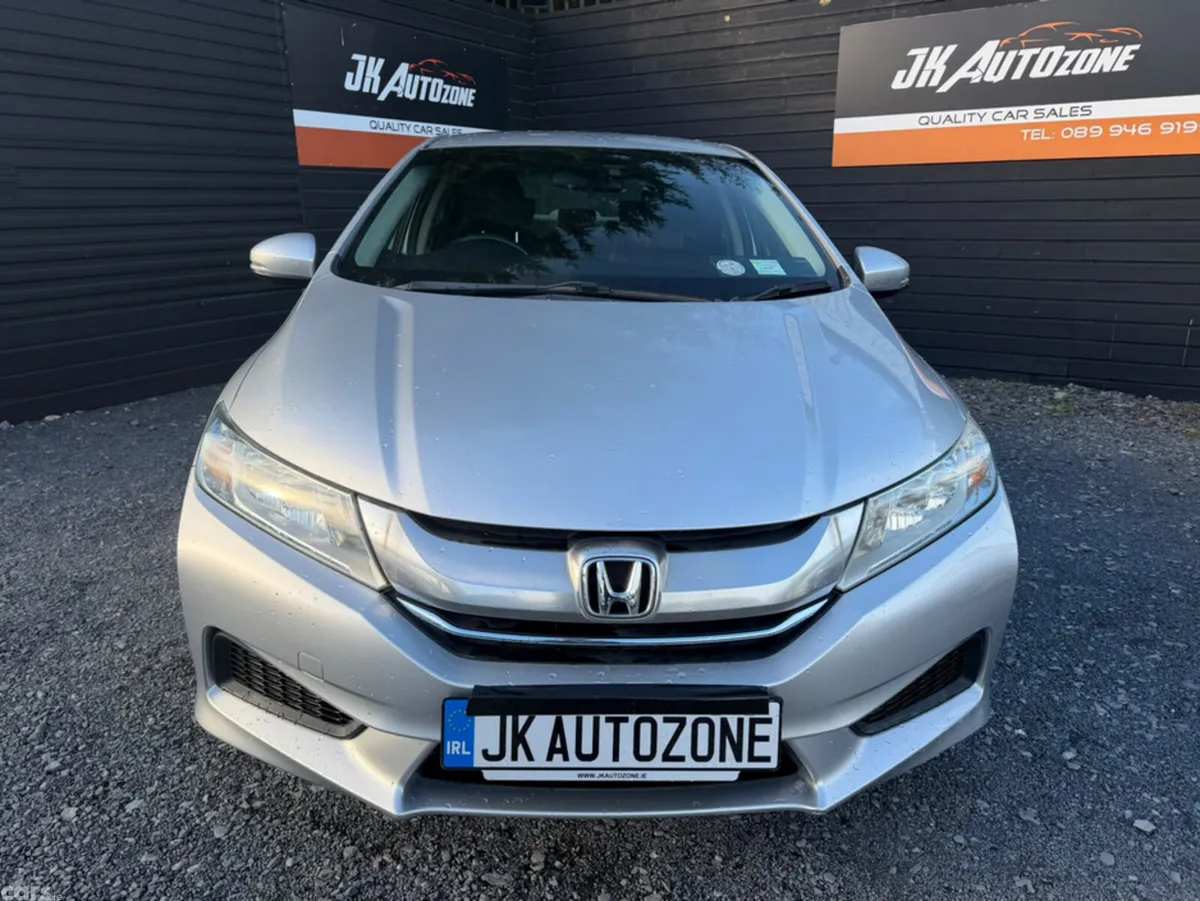 Honda Grace Saloon, Petrol Hybrid, 2015, Silver