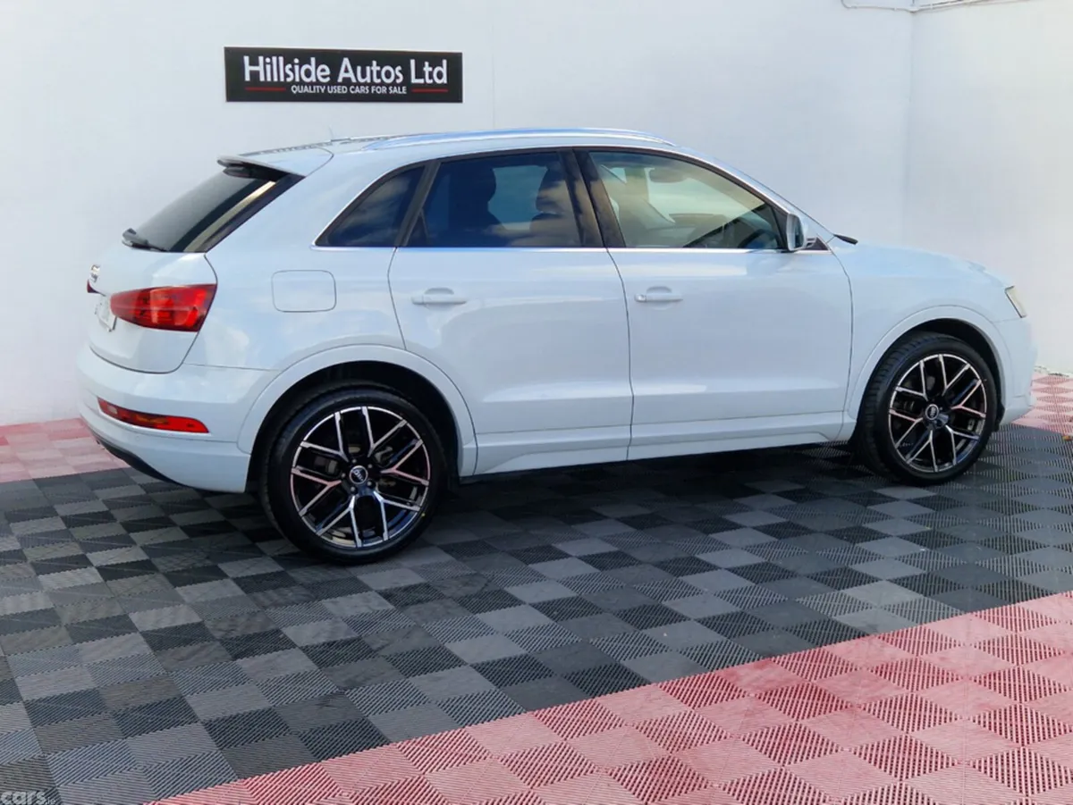 Audi Q3 MPV, Petrol, 2016, White