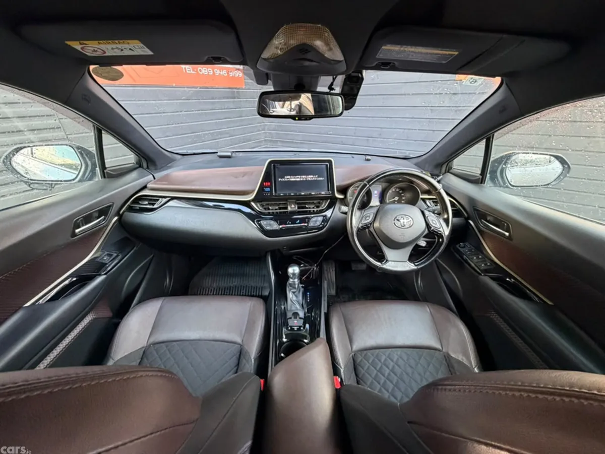 Toyota C-HR SUV, Petrol Hybrid, 2017, Silver