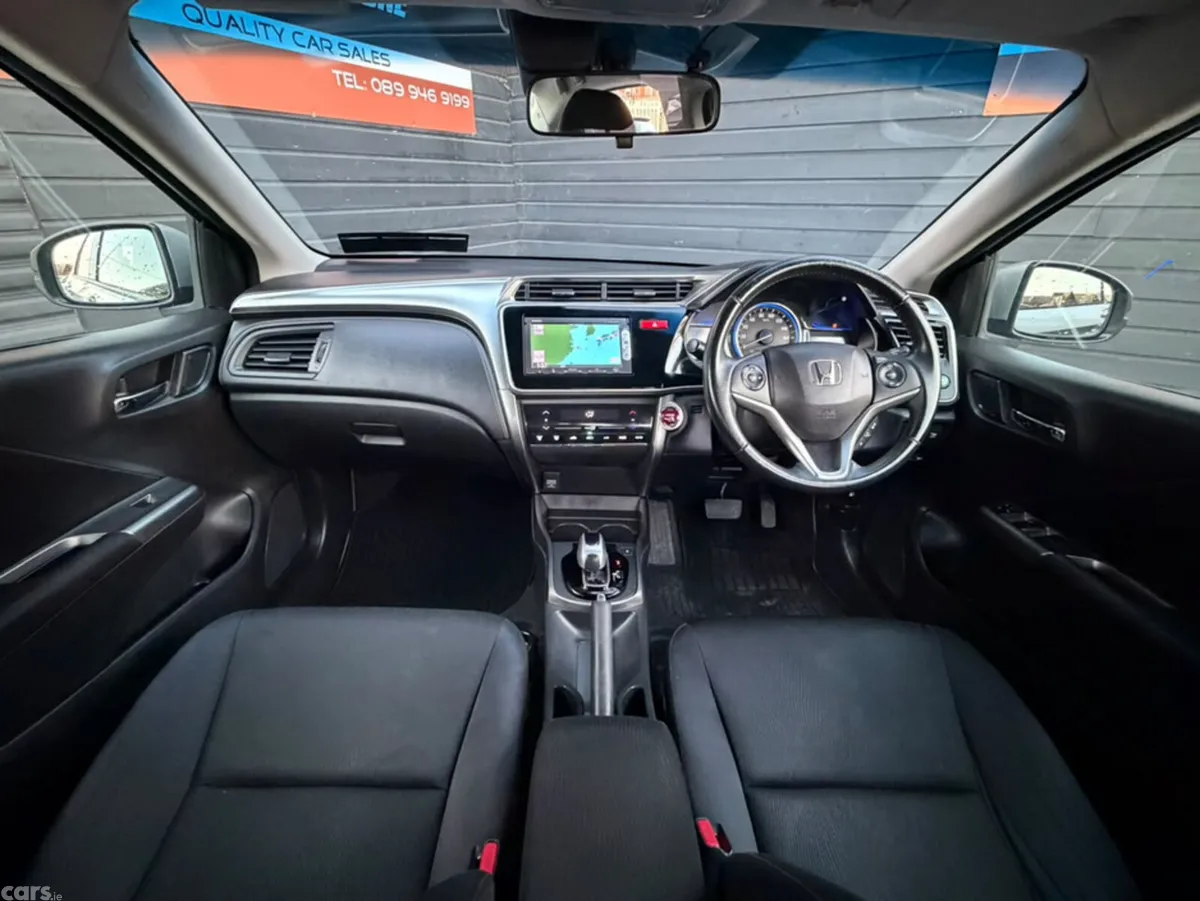 Honda Grace Saloon, Petrol Hybrid, 2015, Silver