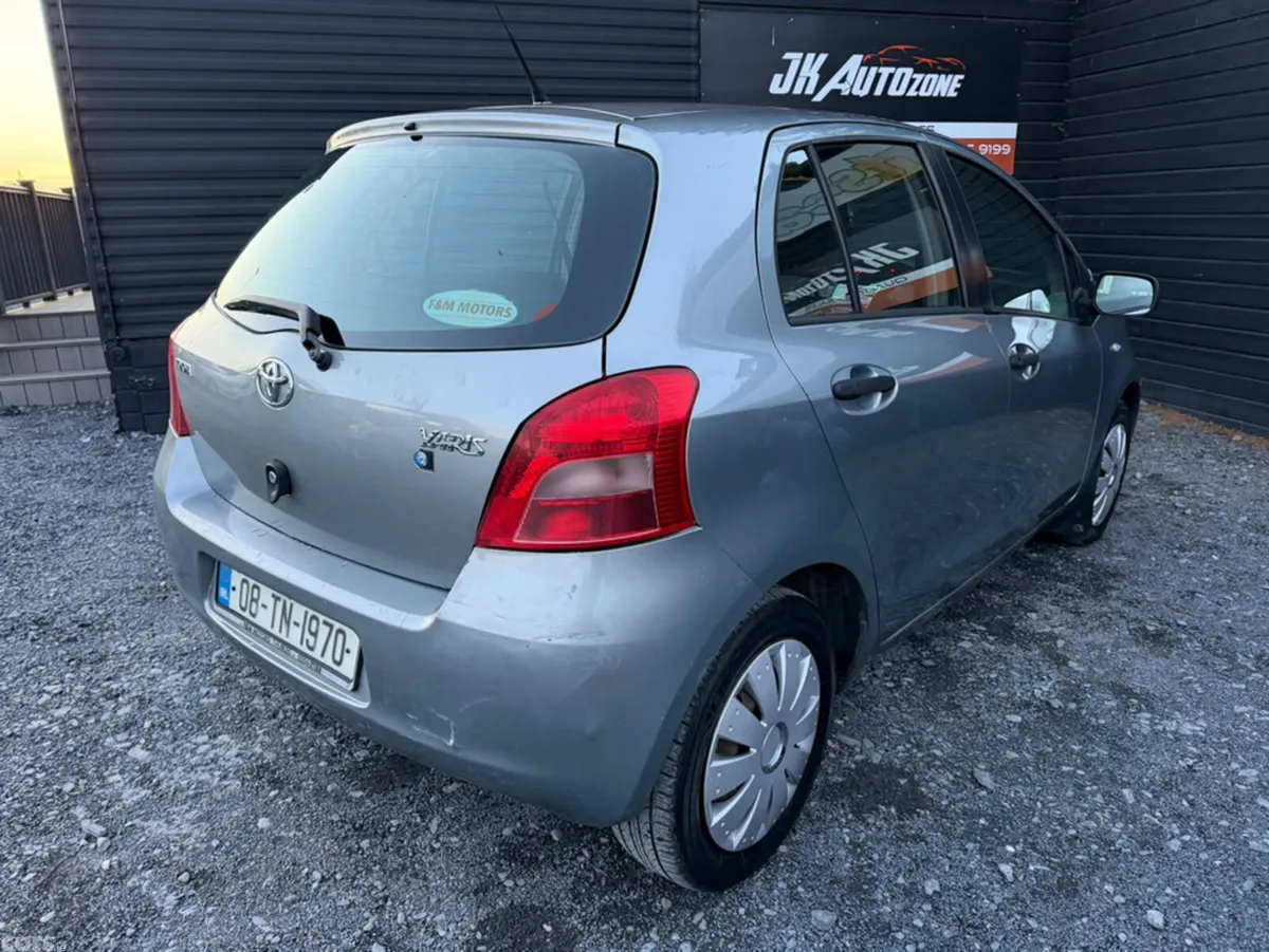 Toyota Yaris Hatchback, Petrol, 2008, Silver