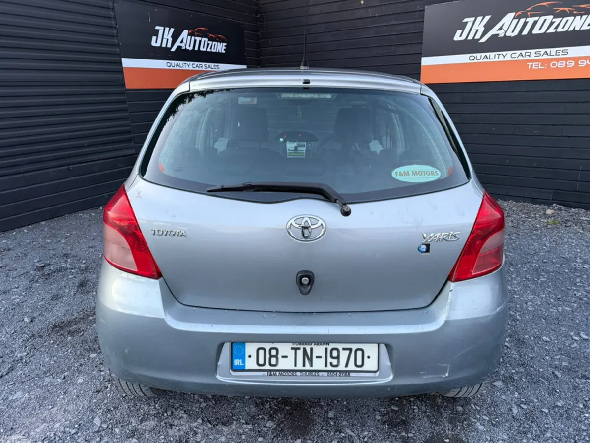 Toyota Yaris Hatchback, Petrol, 2008, Silver