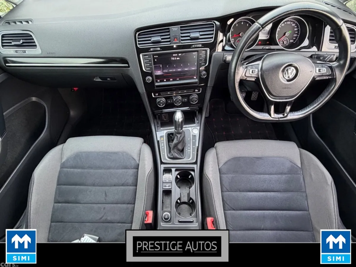 Volkswagen Golf Hatchback, Petrol, 2015, Red