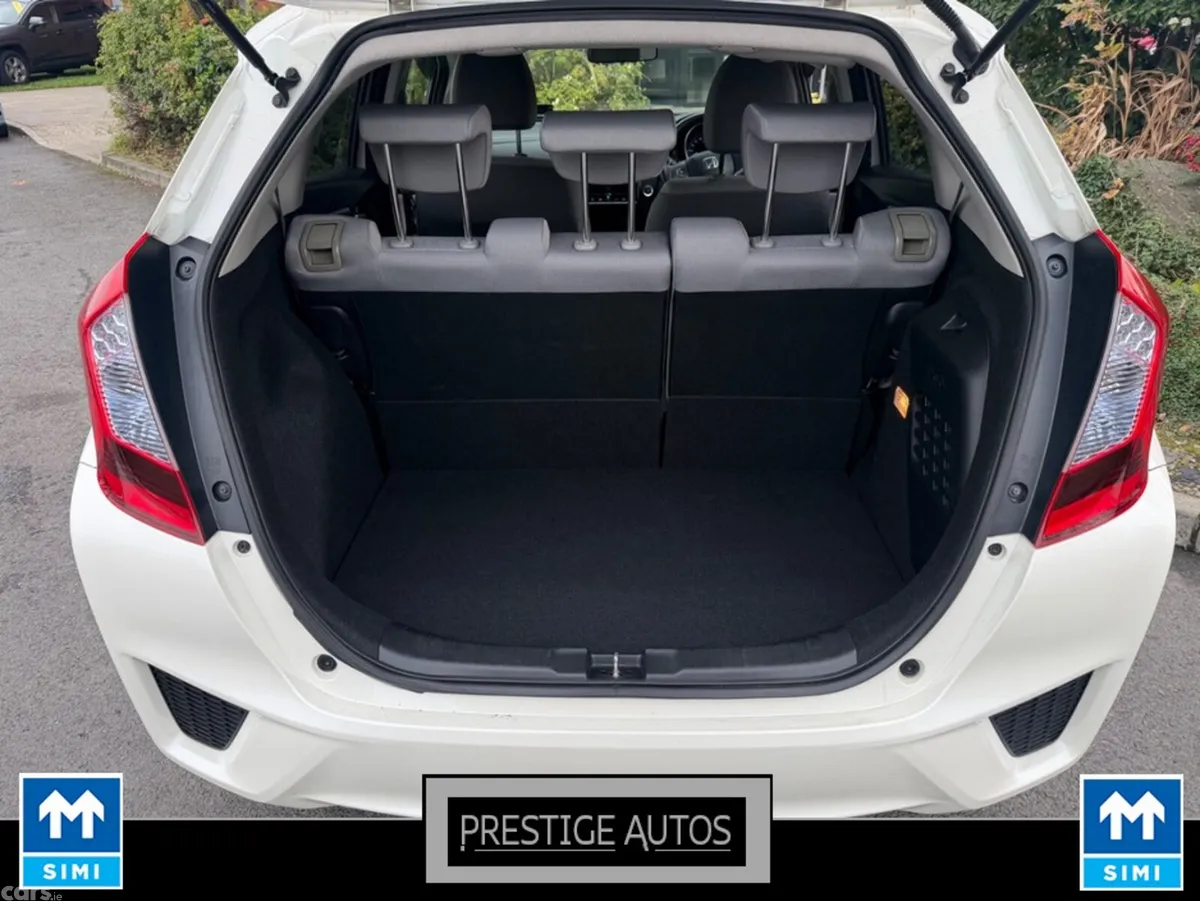Honda Fit Hatchback, Petrol Hybrid, 2015, White