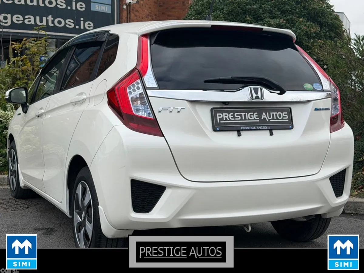Honda Fit Hatchback, Petrol Hybrid, 2015, White