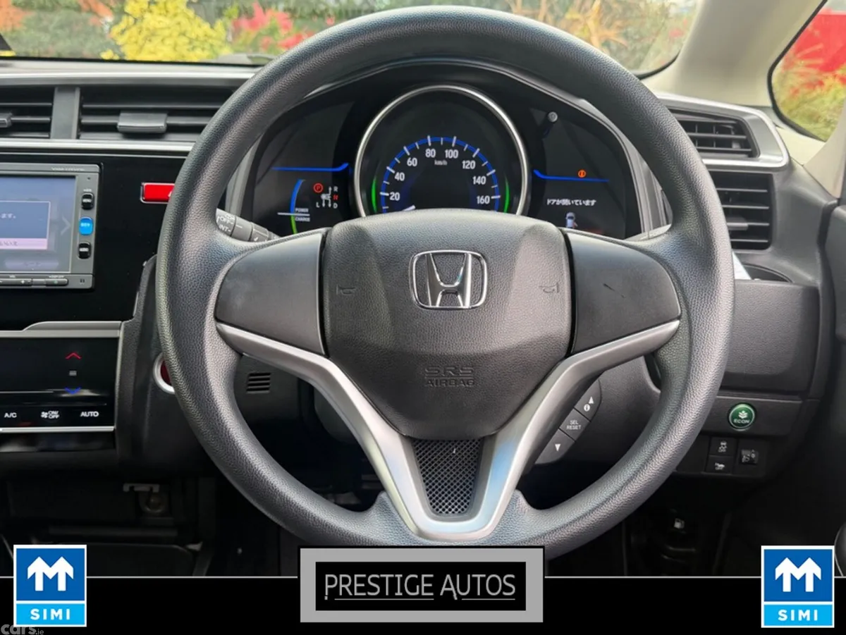 Honda Fit Hatchback, Petrol Hybrid, 2015, White