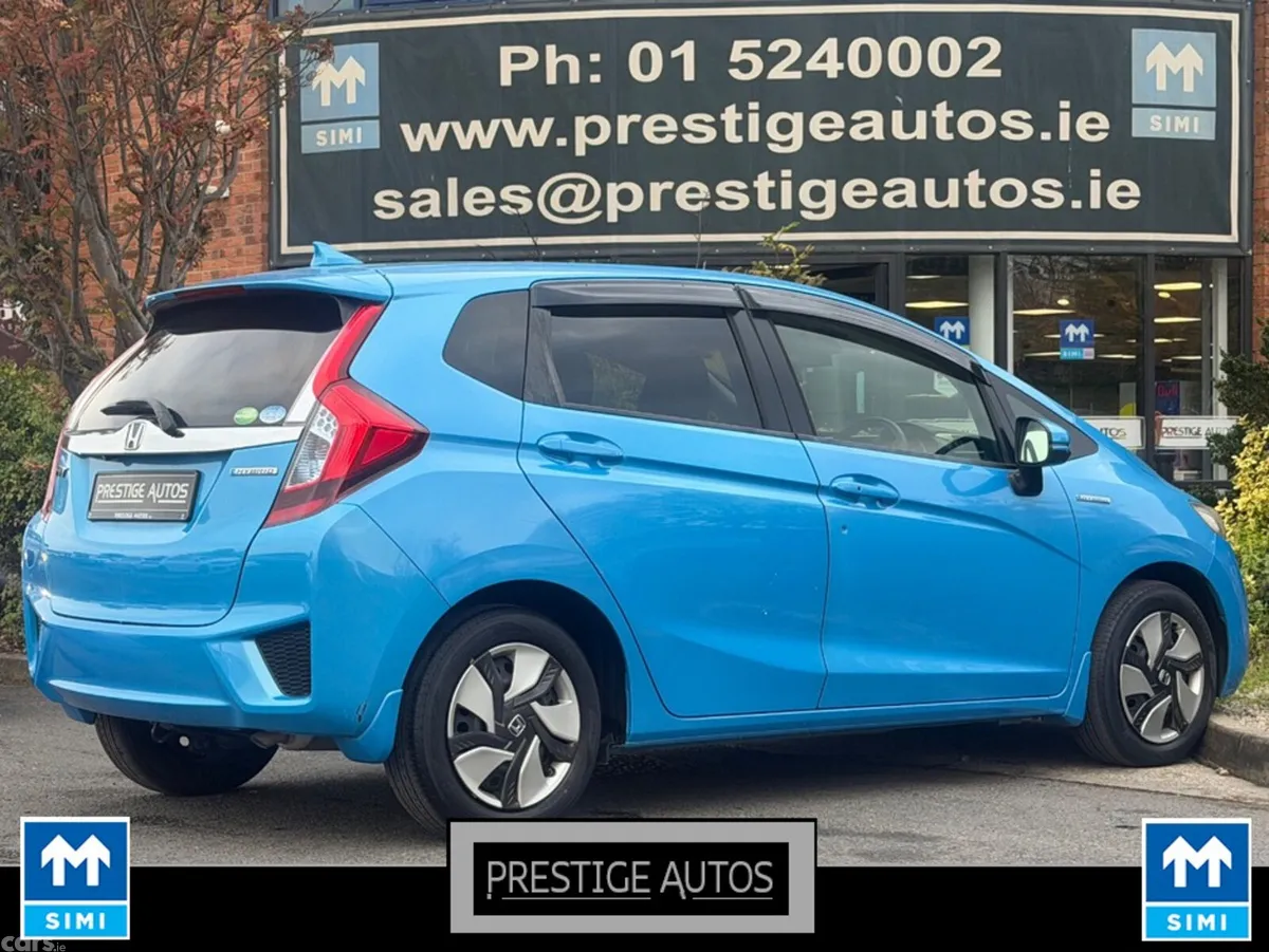 Honda Fit Hatchback, Petrol Hybrid, 2015, Blue