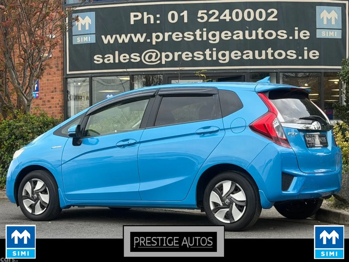 Honda Fit Hatchback, Petrol Hybrid, 2015, Blue