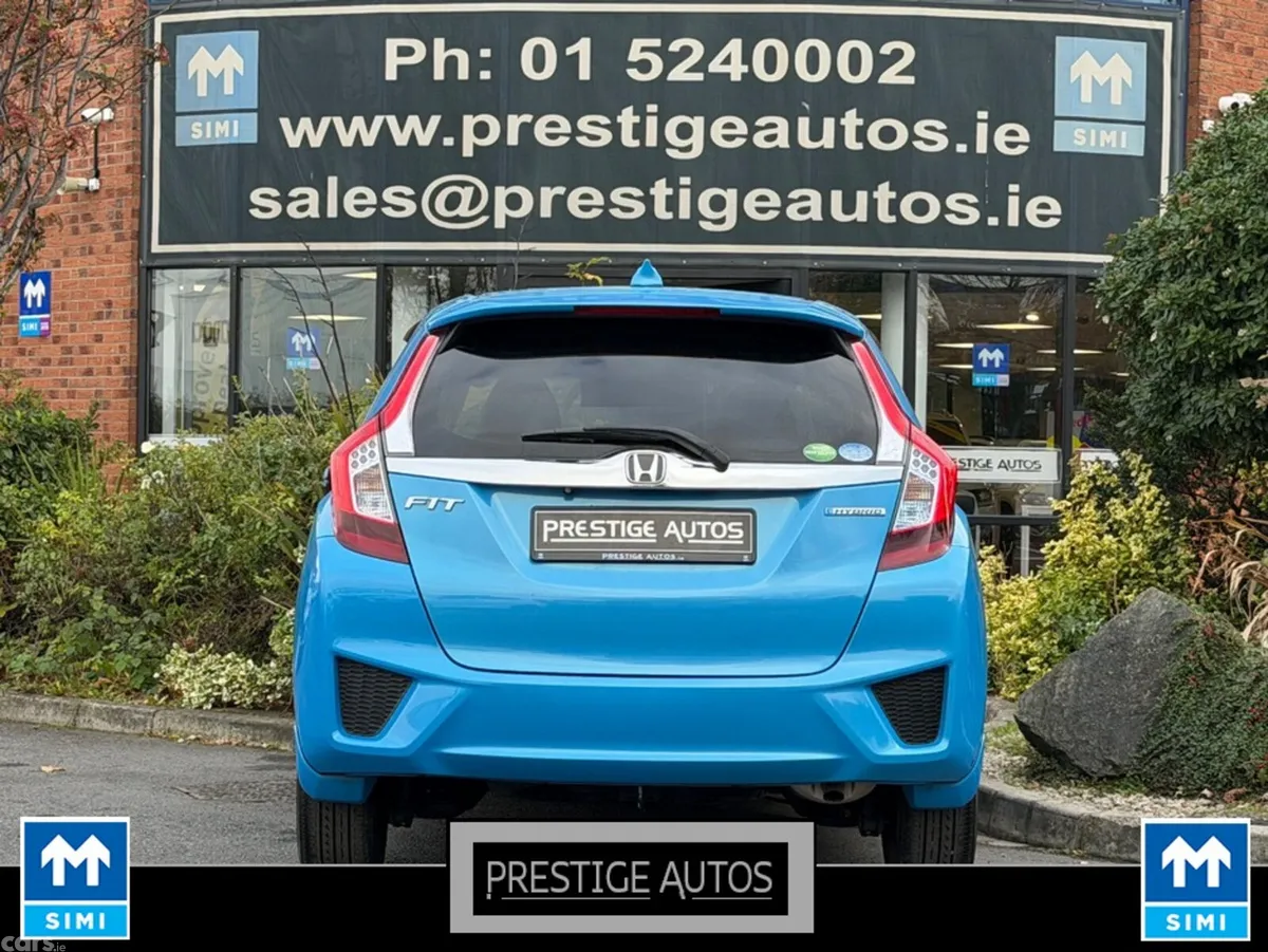 Honda Fit Hatchback, Petrol Hybrid, 2015, Blue