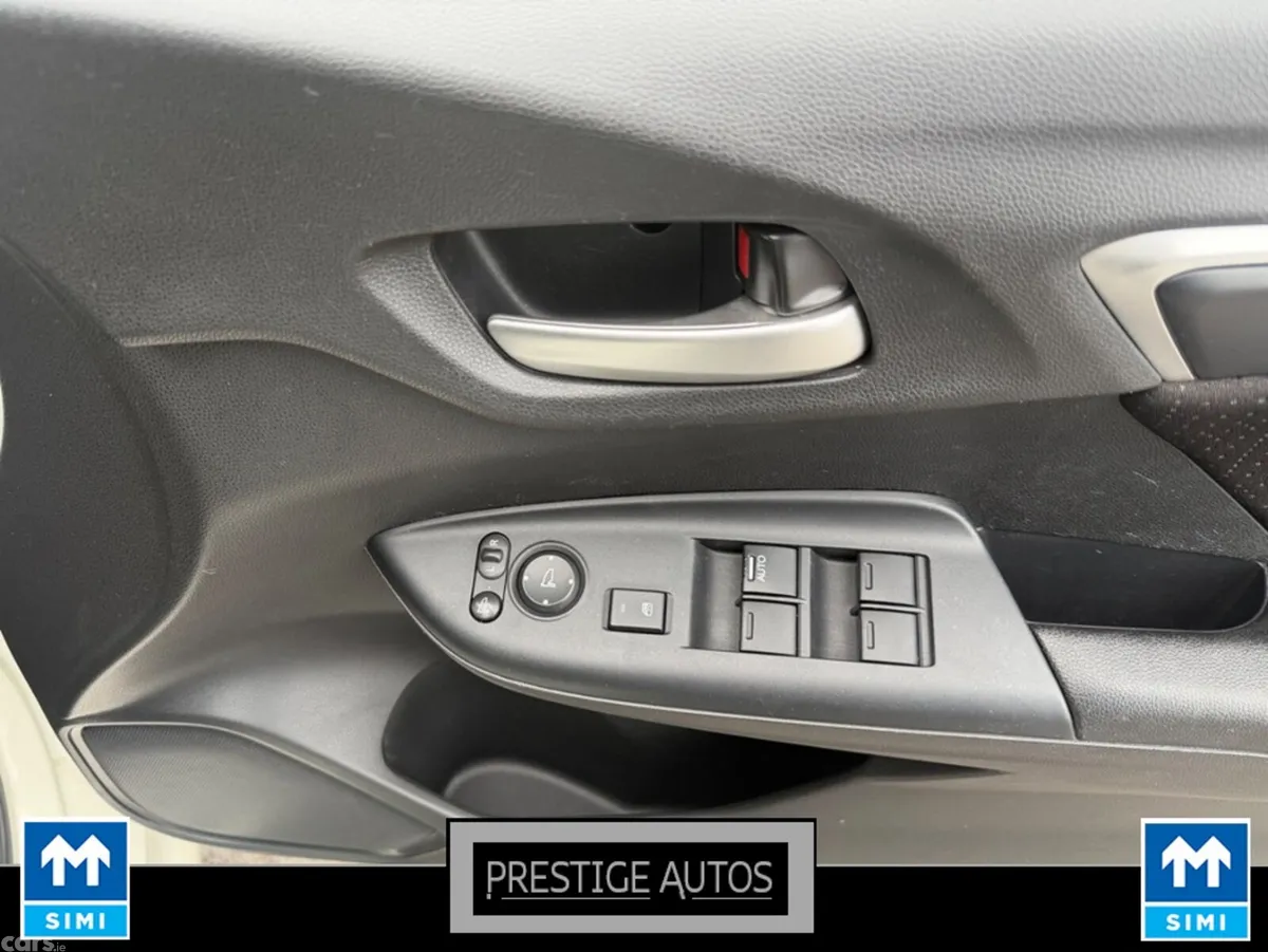 Honda Fit Hatchback, Petrol Hybrid, 2015, White