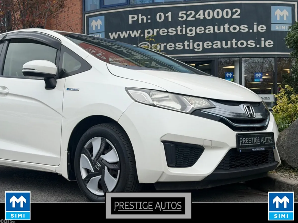 Honda Fit Hatchback, Petrol Hybrid, 2015, White