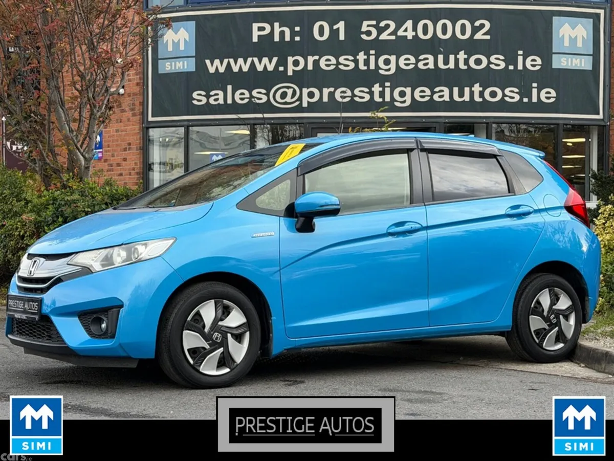 Honda Fit Hatchback, Petrol Hybrid, 2015, Blue