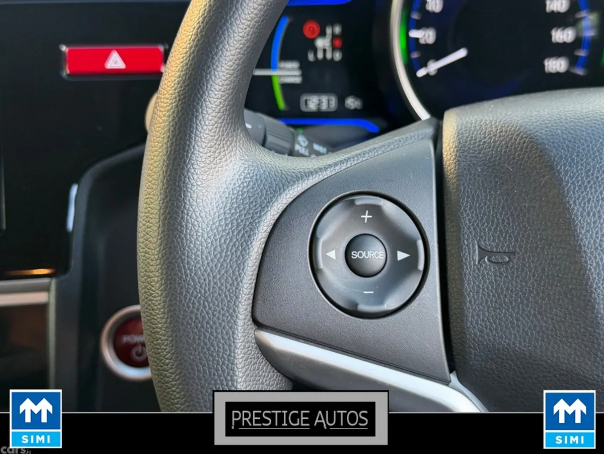 Honda Fit Hatchback, Petrol Hybrid, 2015, Silver