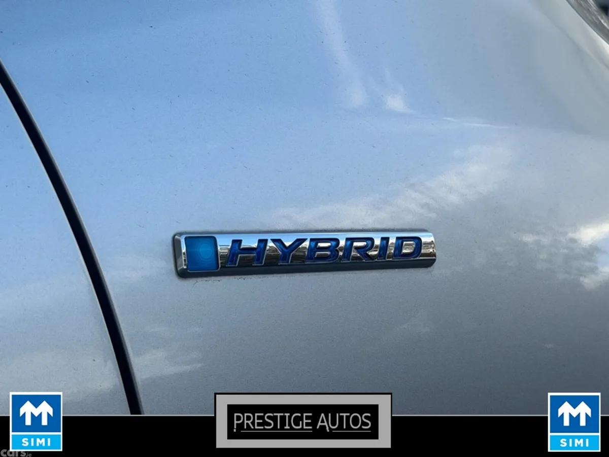 Honda Fit Hatchback, Petrol Hybrid, 2015, Silver
