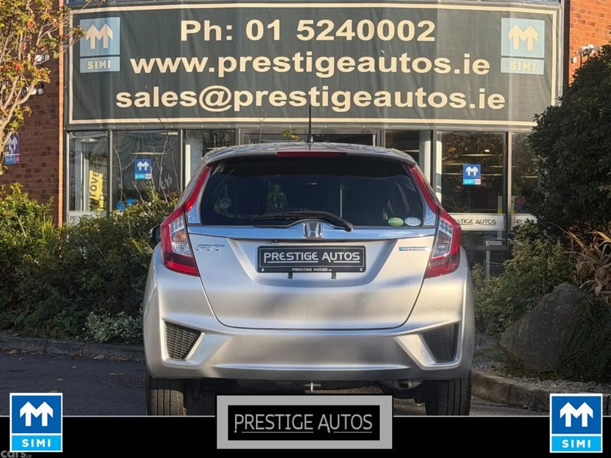 Honda Fit Hatchback, Petrol Hybrid, 2015, Silver