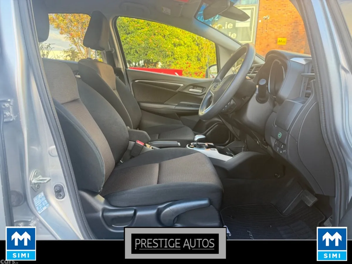 Honda Fit Hatchback, Petrol Hybrid, 2015, Silver