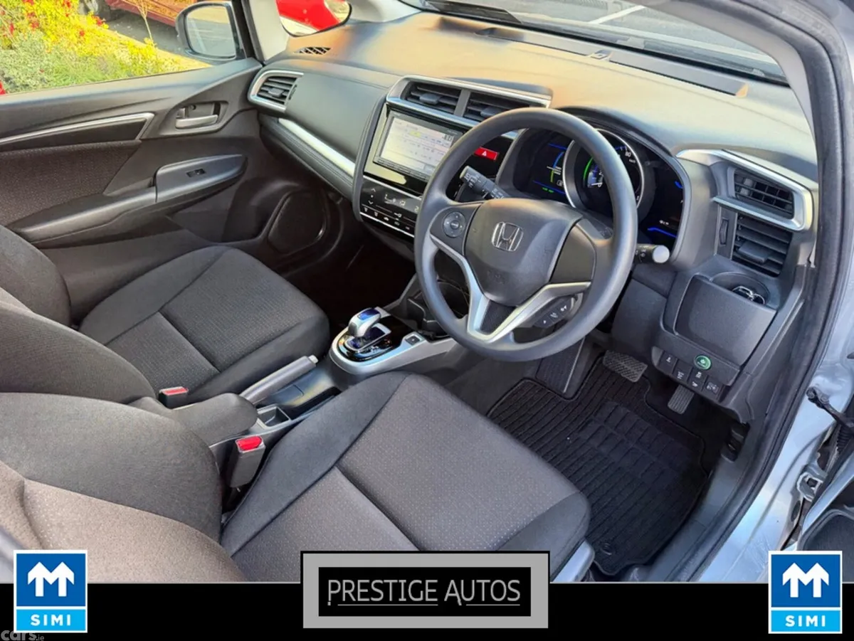 Honda Fit Hatchback, Petrol Hybrid, 2015, Silver