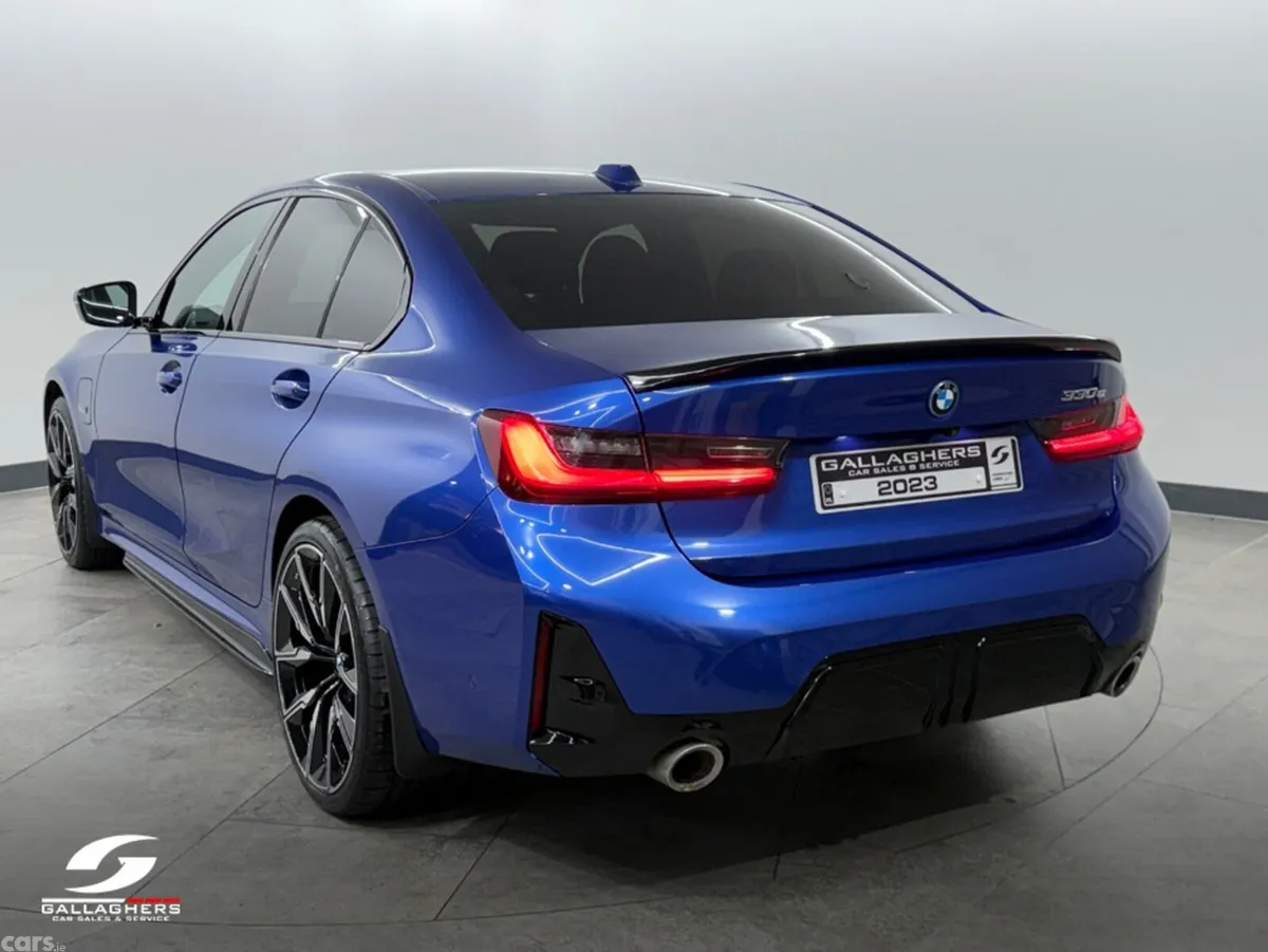 BMW 3-Series Saloon, Petrol Plug-in Hybrid, 2023, Blue