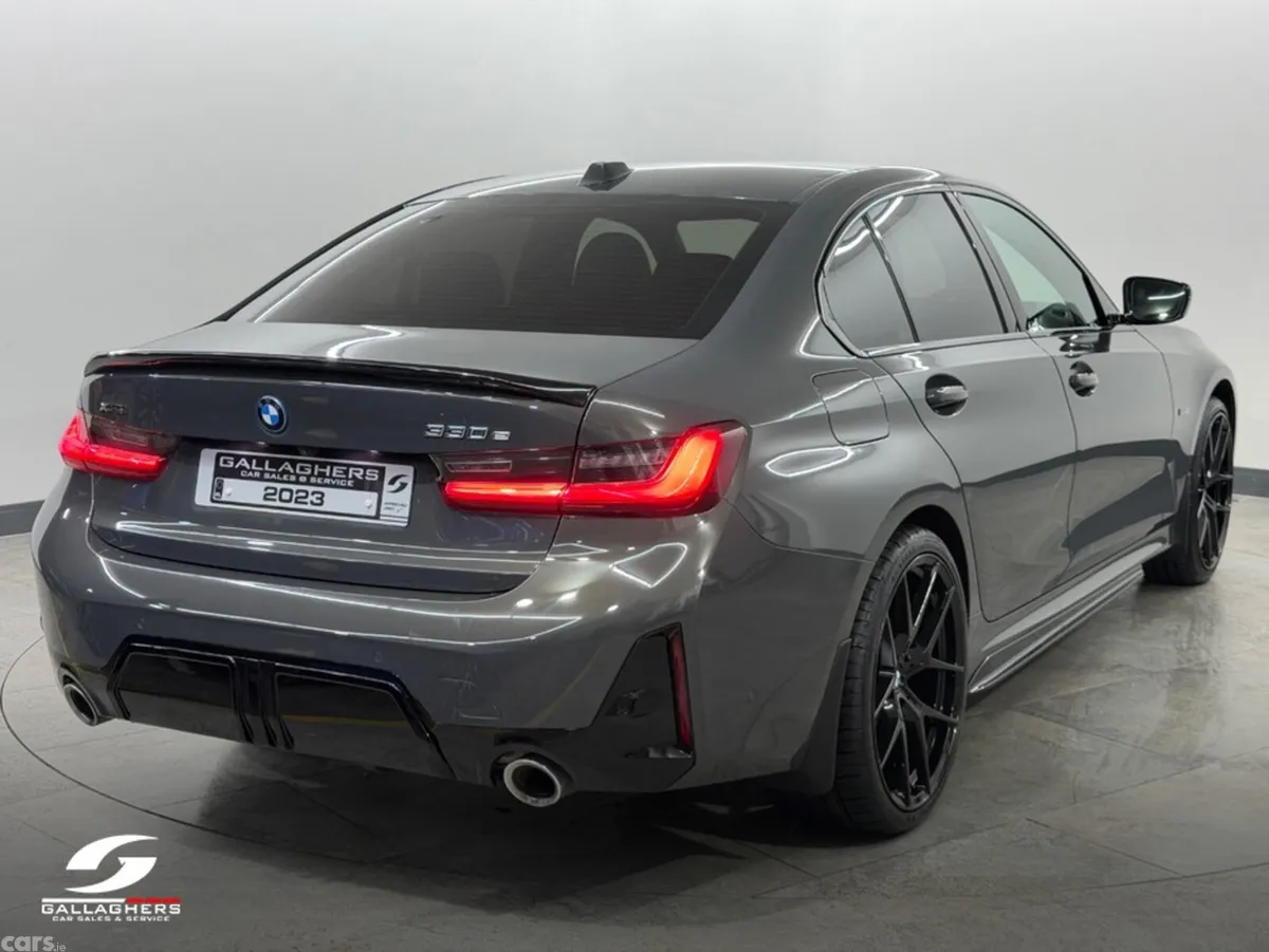 BMW 3-Series Saloon, Petrol Plug-in Hybrid, 2023, Grey