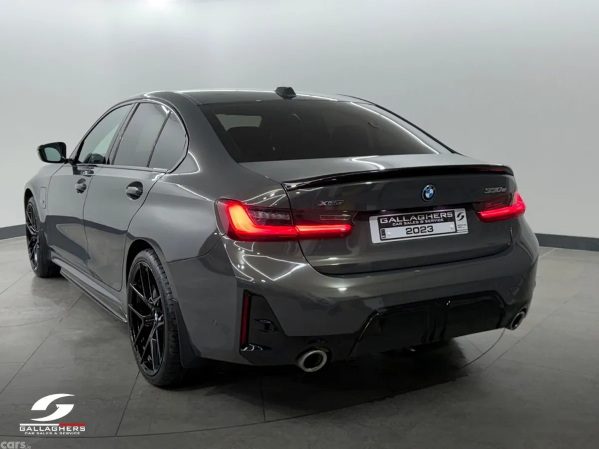 BMW 3-Series Saloon, Petrol Plug-in Hybrid, 2023, Grey