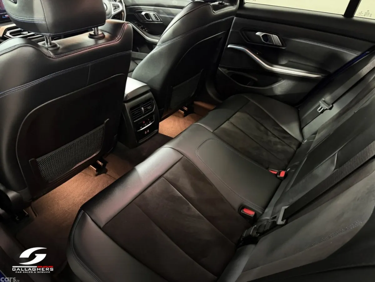 BMW 3-Series Saloon, Petrol Plug-in Hybrid, 2023, Blue
