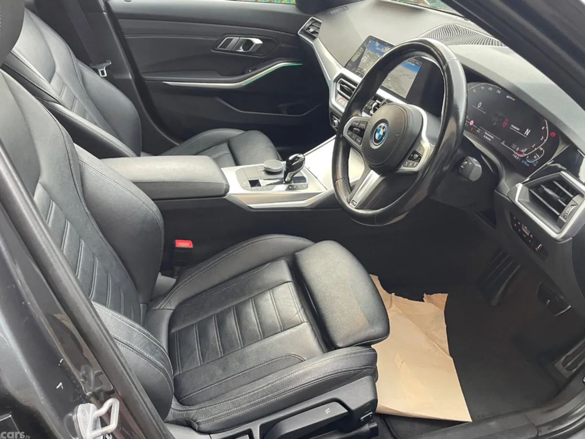 BMW 3-Series Saloon, Petrol Plug-in Hybrid, 2021, Grey