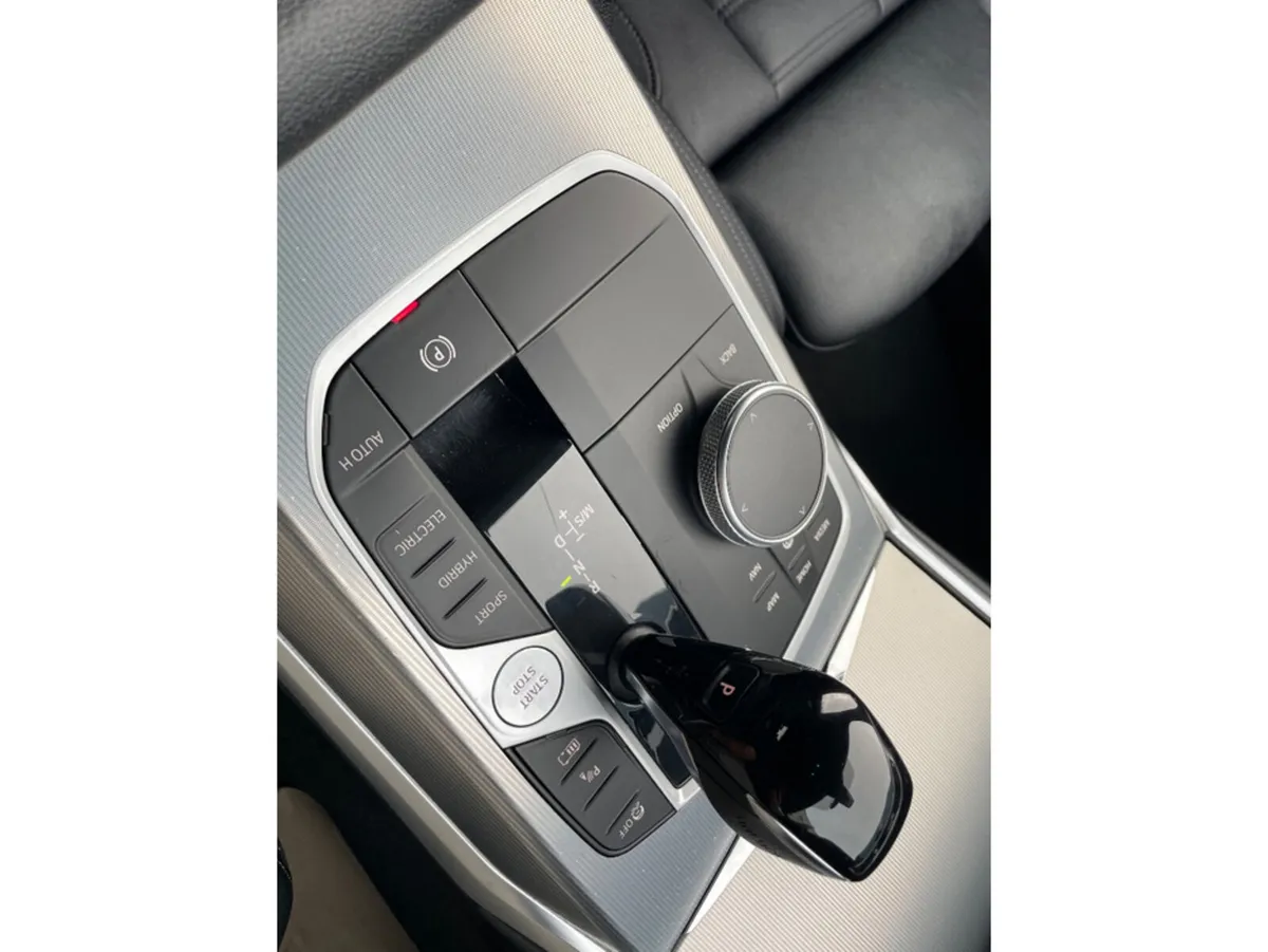 BMW 3-Series Saloon, Petrol Plug-in Hybrid, 2021, Grey