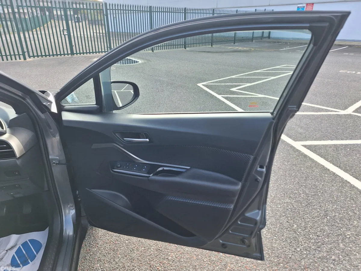 Toyota C-HR Hatchback, Petrol, 2019, Grey