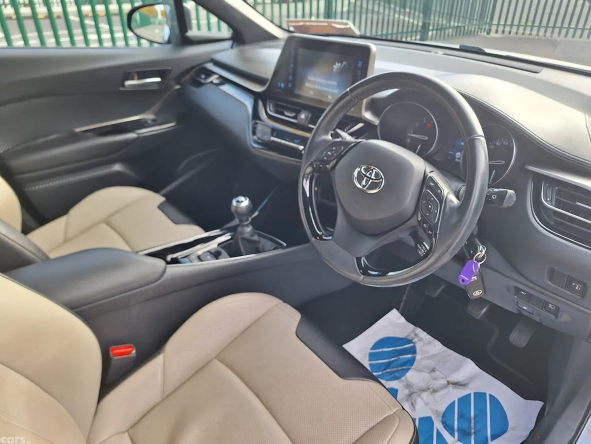 Toyota C-HR Hatchback, Petrol, 2019, Grey
