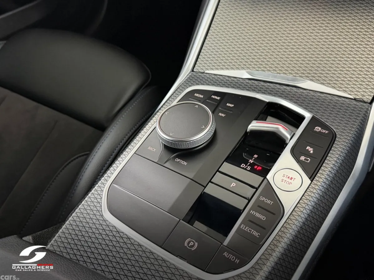 BMW 3-Series Saloon, Petrol Plug-in Hybrid, 2023, Grey
