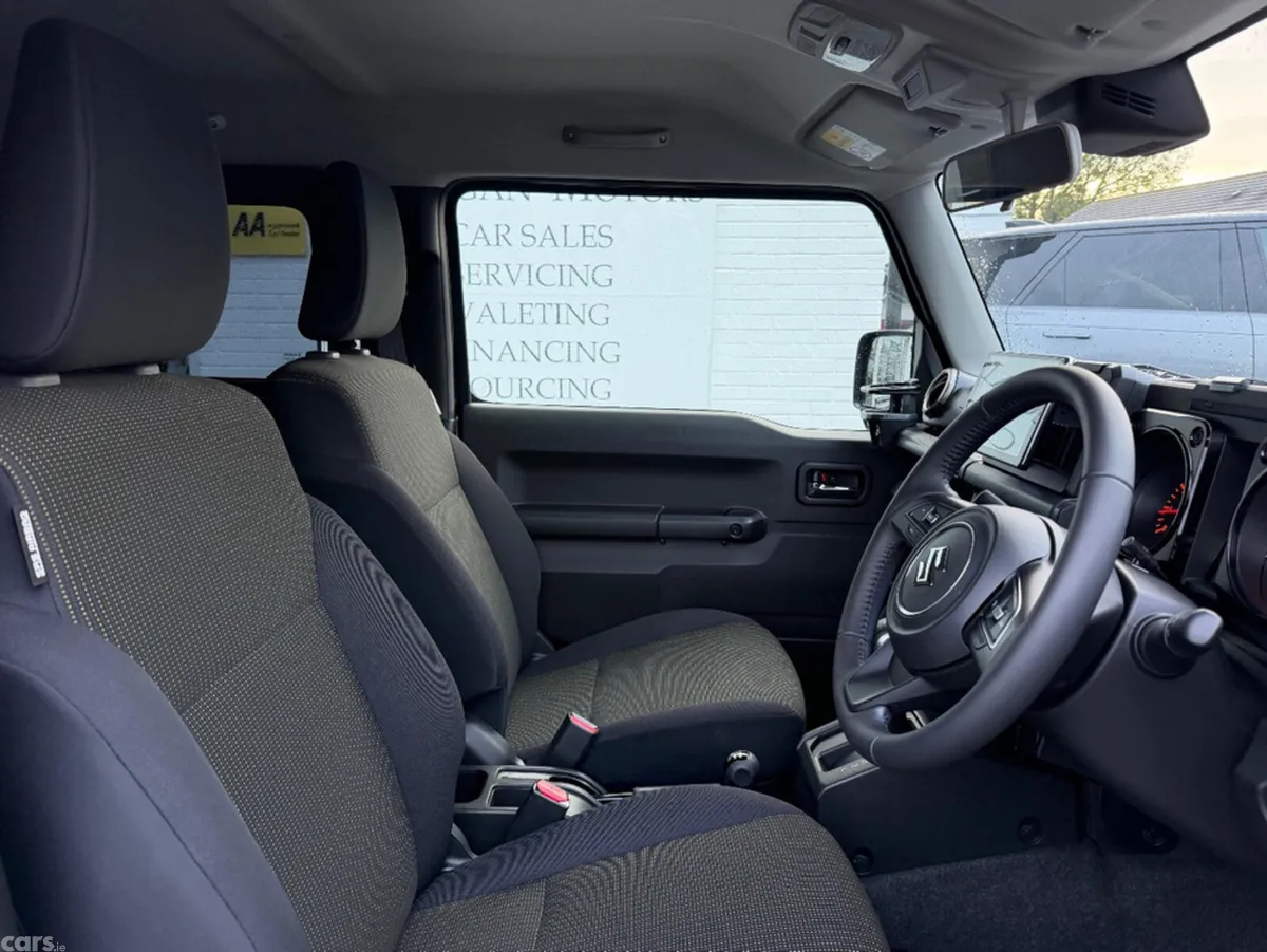 Suzuki Jimny MPV, Petrol, 2024, Black