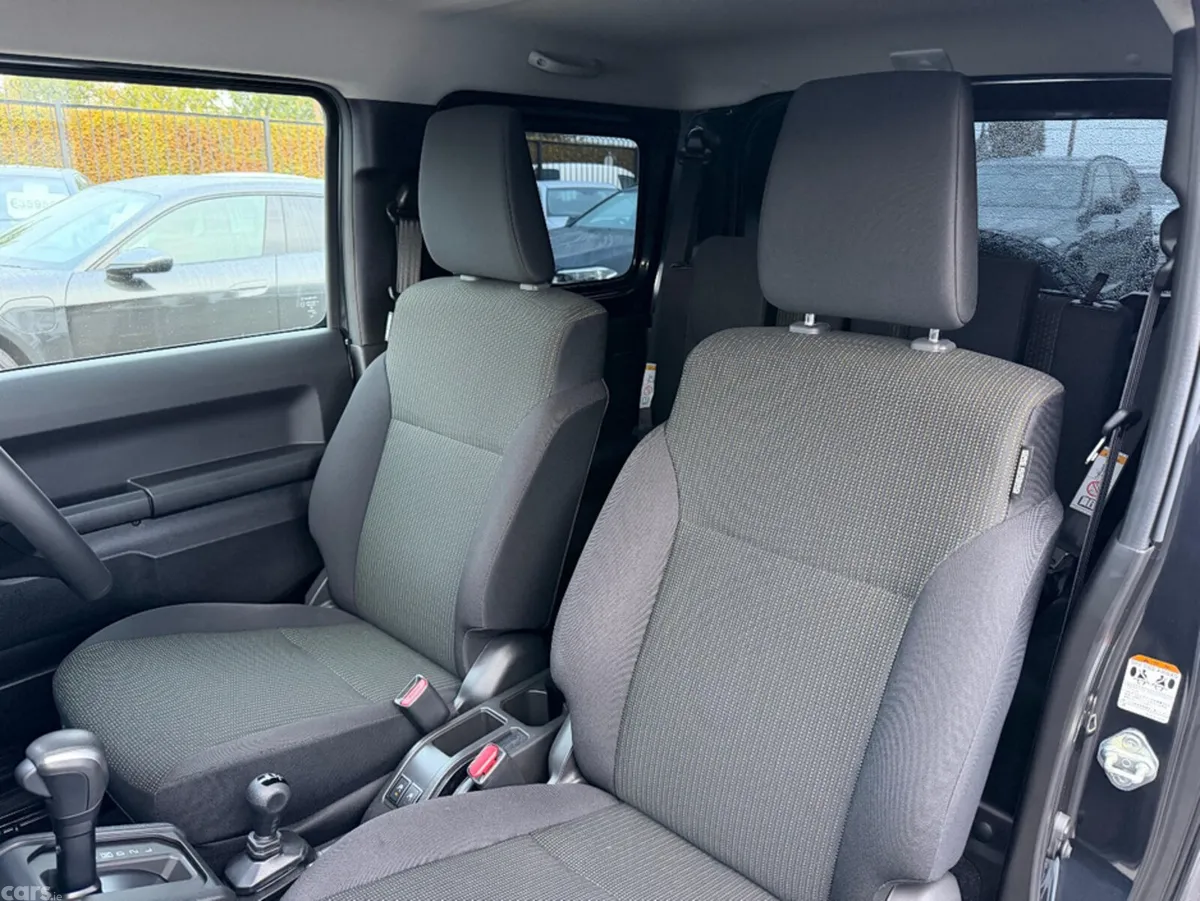 Suzuki Jimny MPV, Petrol, 2024, Black