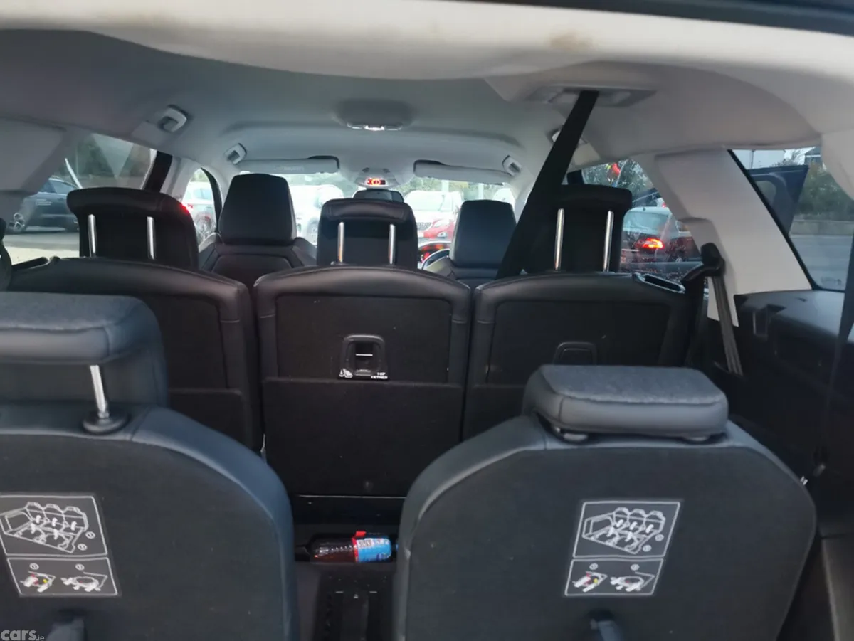 Peugeot 5008 MPV, Diesel, 2019, Blue
