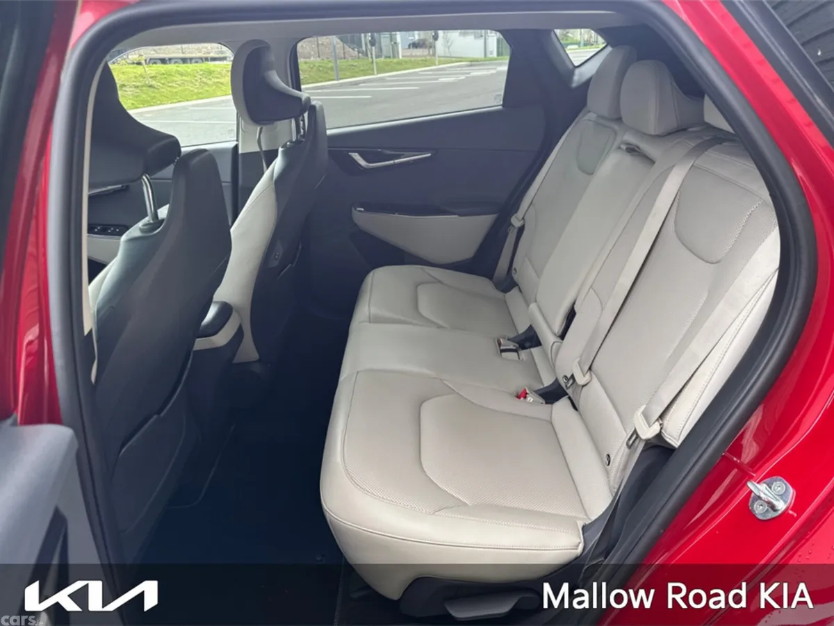 Kia EV6 MPV, Electric, 2023, Red