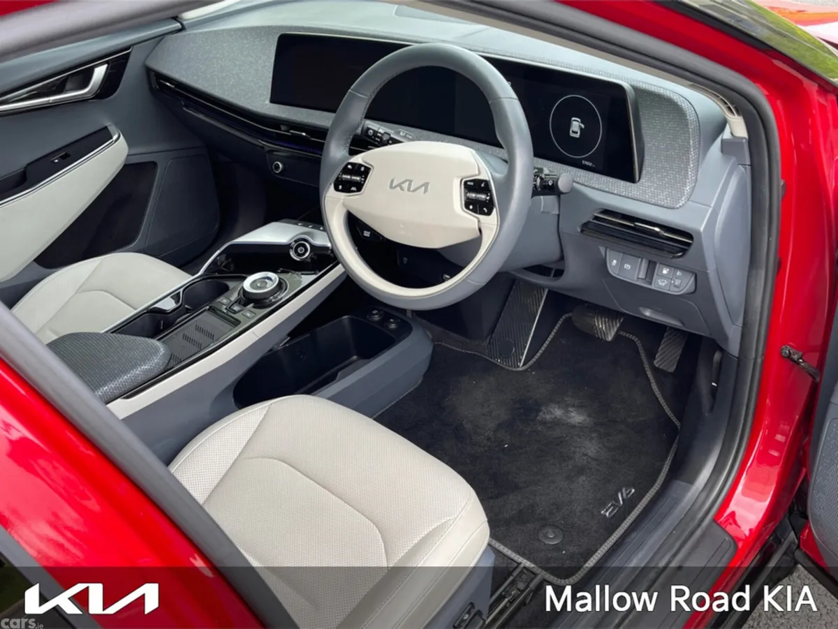 Kia EV6 MPV, Electric, 2023, Red