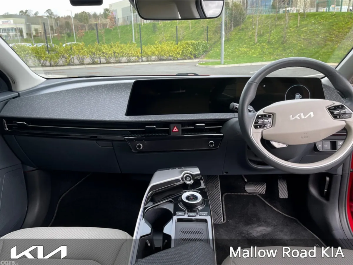 Kia EV6 MPV, Electric, 2023, Red