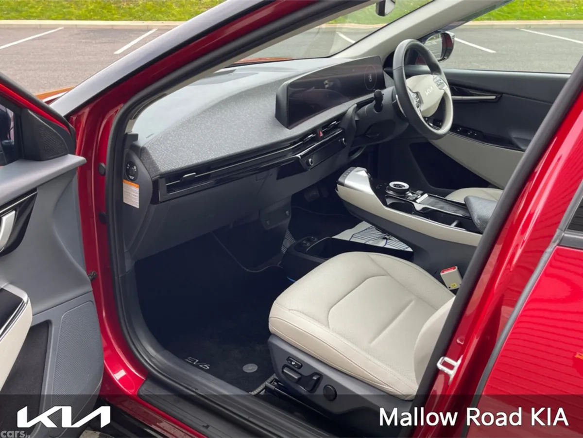 Kia EV6 MPV, Electric, 2023, Red