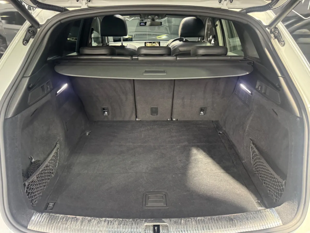 Audi Q5 SUV, Diesel, 2019, White