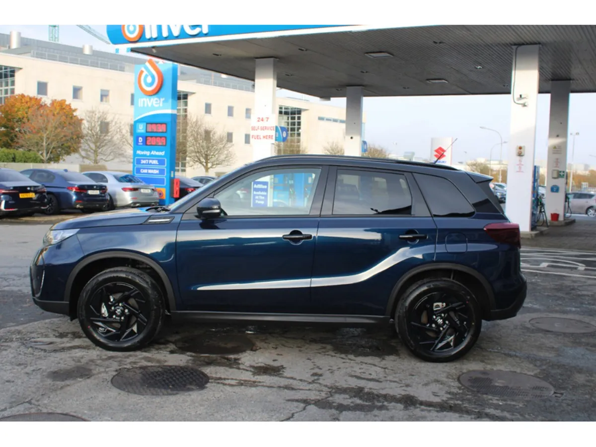 Suzuki Vitara SUV, Petrol Hybrid, 2027, Blue