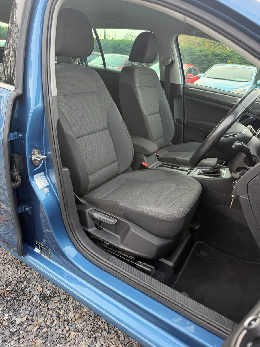 Volkswagen Golf Estate, Petrol, 2013, Blue