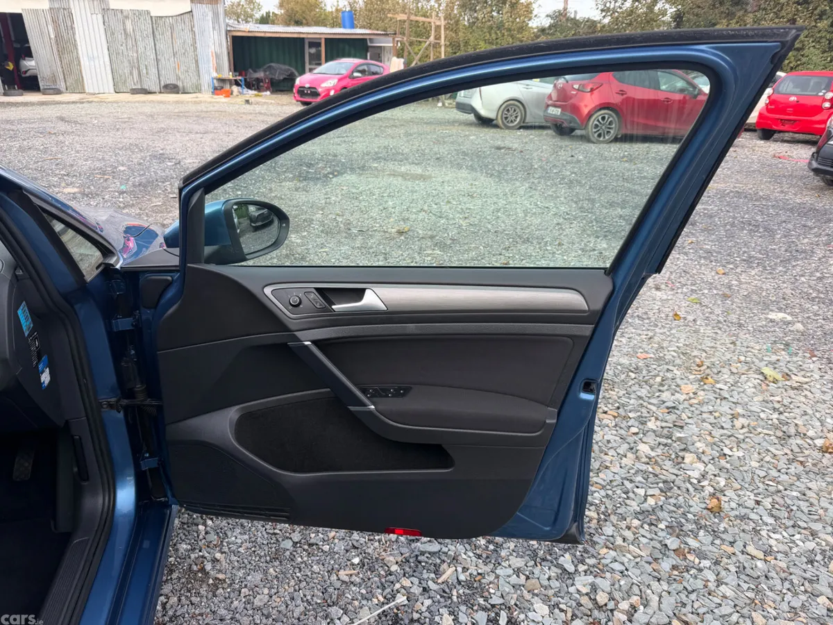 Volkswagen Golf Estate, Petrol, 2013, Blue