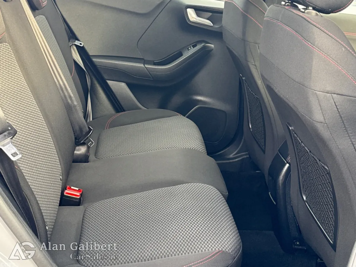 Ford Puma MPV, Petrol, 2023, Grey