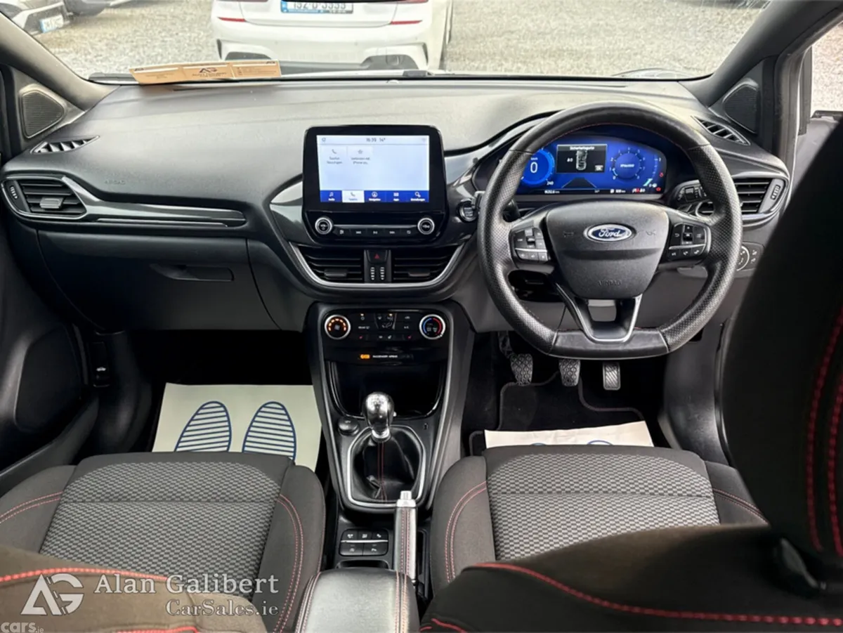 Ford Puma MPV, Petrol, 2023, Grey