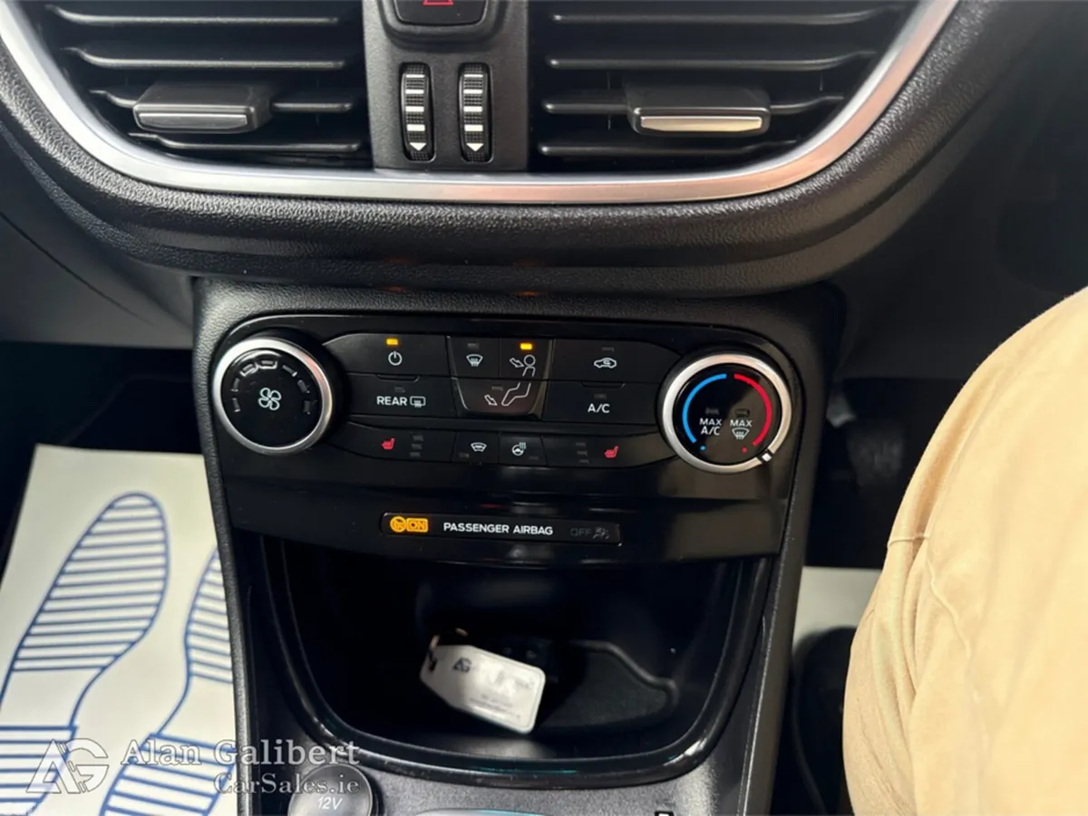 Ford Puma MPV, Petrol, 2023, Grey