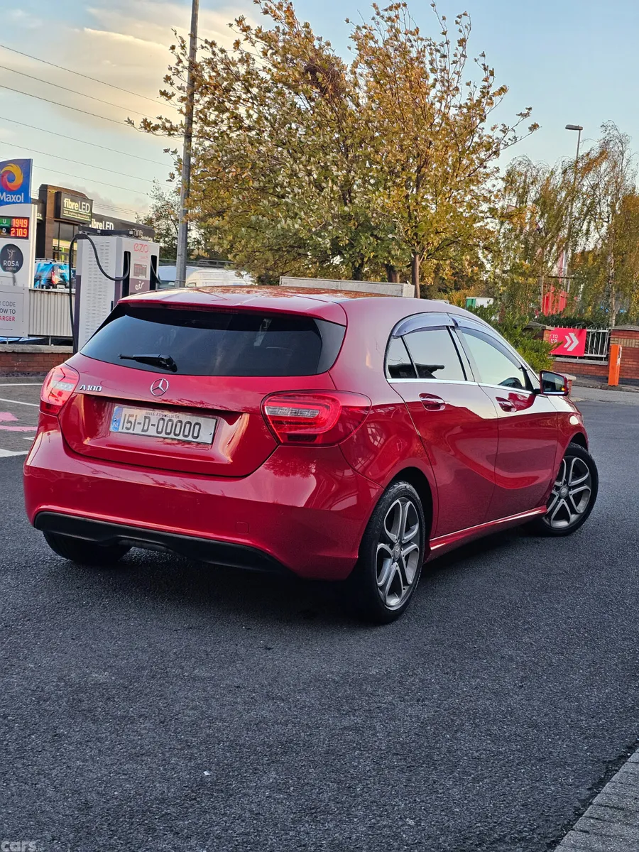 Mercedes-Benz A-Class Hatchback, Petrol, 2015, Red