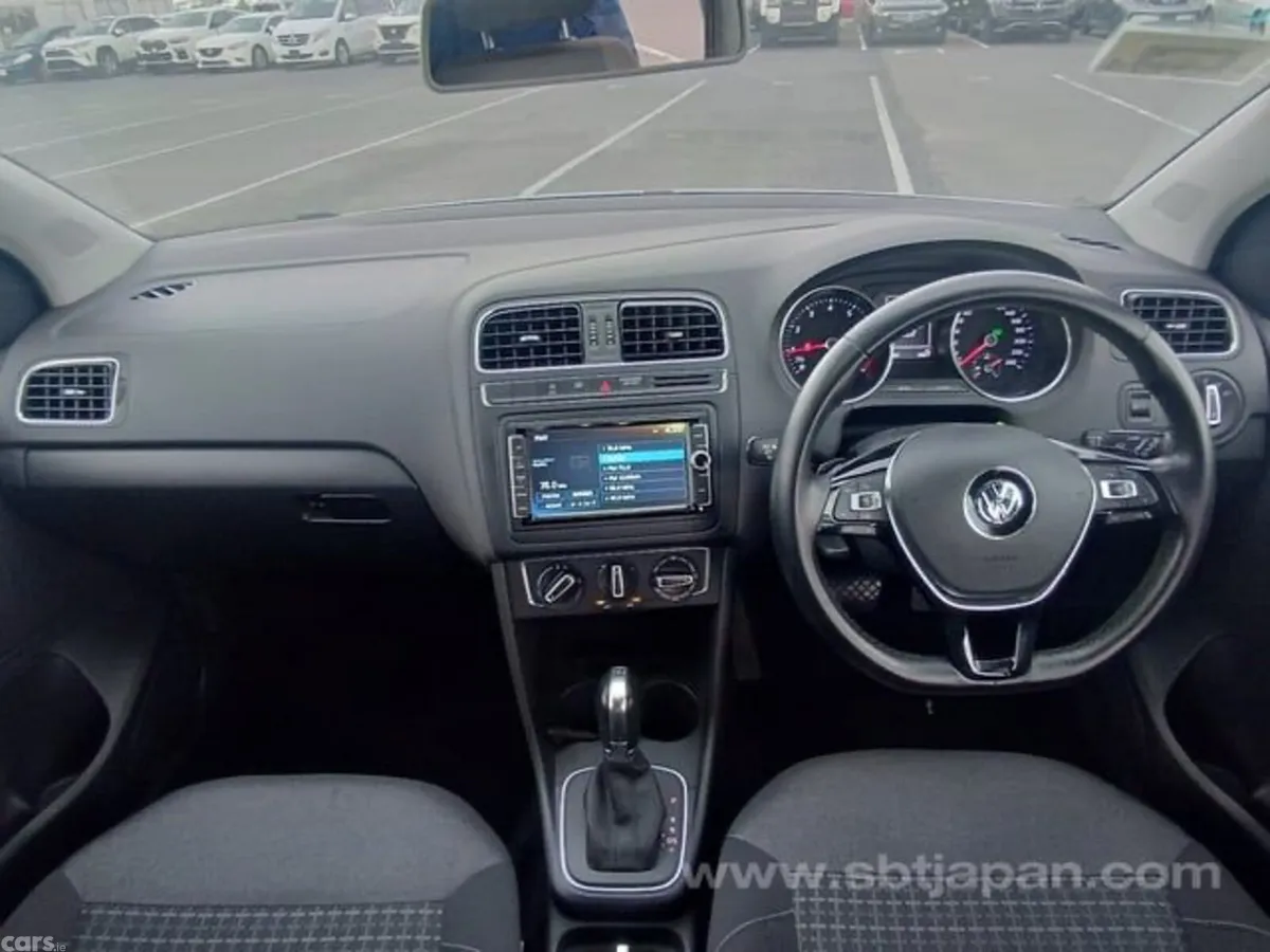Volkswagen Polo Hatchback, Petrol, 2015, Silver