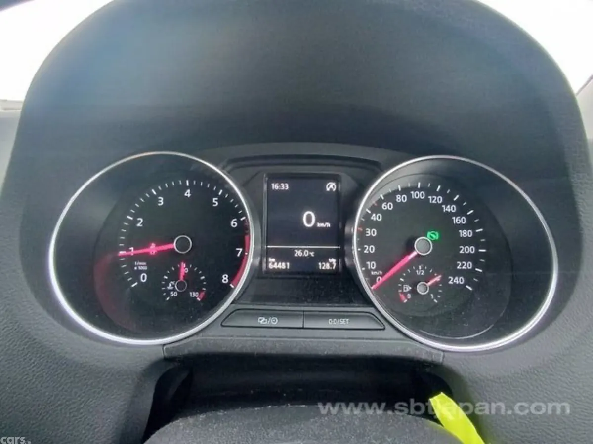 Volkswagen Polo Hatchback, Petrol, 2015, Silver